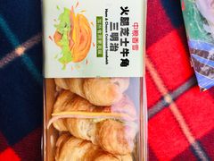 火腿芝士牛角三明治-中粮丰通（北京)食品有限公司