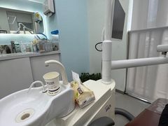-极光口腔·矫正种植修复(锦江店)