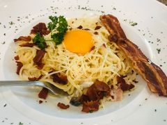 培根奶油意大利面-Chom Cafe and Restaurant