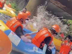 -雅鲁激流探险漂流