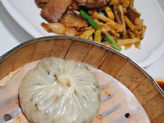 -江城小馆陕南妈妈菜·全球旅行餐厅(钟楼店)