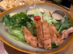 烤鸡肉鲜果主厨沙拉-秘密旅行Bonjour(黑金冠 江南西店)