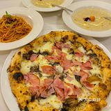 杨浦创智天地里的神仙手工窑烤披萨🍕 好吃到炸裂