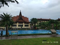 -西双版纳融创皇冠假日度假酒店