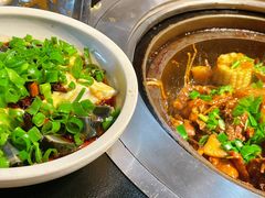 -锅老头海鲜铁锅炖