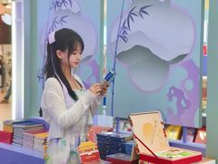 -燕莎奥特莱斯购物中心