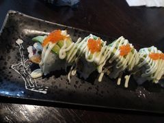 牛油果软壳蟹卷-羽山料理