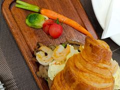 -缇纳甜妮·西餐·甜点(商字店)