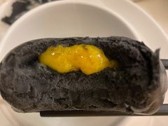 黑金流沙包-金翠皇宫粤菜·点心·海鲜(翡翠店)