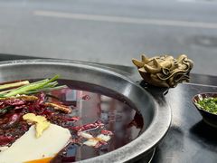 -黄潇洒老火锅(九眼桥宏济巷店)