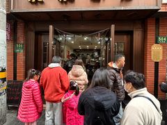 -莱莱小笼·乔艾