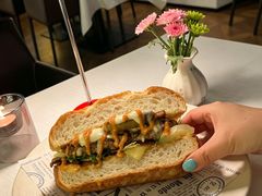 -LESCEDARS  Bistro香柏树(外滩店)