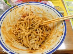 招牌拌面-卢聪艺小吃店(阳翟总店)