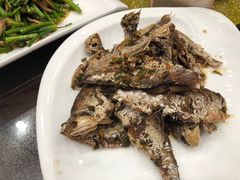 -洁神饭庄·海鲜·青岛菜·30年老字号(五四广场店)