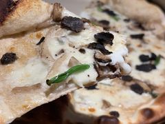 -JINNS锦时 steak&pizza(浸信会礼拜堂旧址店)