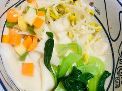 -陇上秦轩西安biangbiang面(EFC欧美金融商业城店)