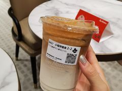 四重奏浮云拿铁-Tims天好咖啡·贝果(雁展路万象天地店)