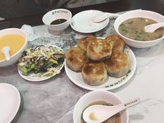 -尹记门钉肉饼(丰台站店)