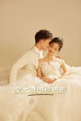 -蒙太奇婚纱摄影(万达店)