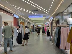 -广州白马服装市场
