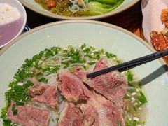 -八月美食小馆(银泰城总店)