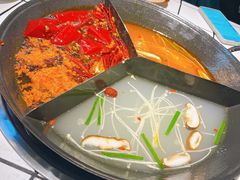 -巴卤社老火锅(财富店)
