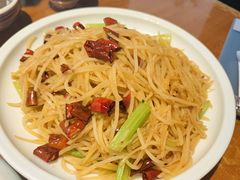 -95号酱骨·一块豆腐(展春园西路店)