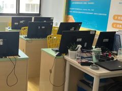 -童程童美·信息学竞赛·乐高机器人编程(长宁来福士校区)