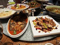 -天山集市(和家乐广场店)