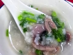 -先鲜鲫鱼粥