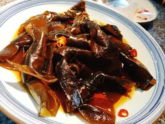 -山里屯铁锅炖(哈尔滨中央大街店)