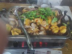 -后街佬·炭火鲜鱼杂(南城店)