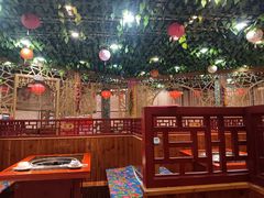 -袁小二大东北铁锅炖(吉祥村总部)