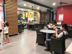 大堂-麦当劳(新新大道岗丰店)