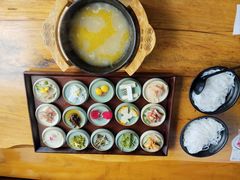 -桥香园过桥米线(国贸店)