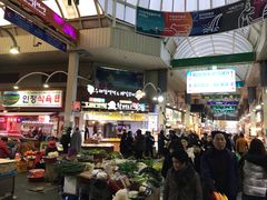 -西归浦每天偶来市场