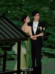 -都市丽人婚纱摄影