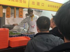 -牛一嘴·兰州牛肉面·大盘鸡(财富中心店)