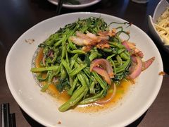 -大头虾越式风味餐厅(光明广场店)