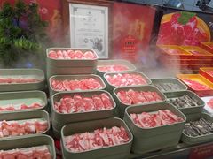 -四囍码头海鲜烧烤自助火锅(外滩南京东路悦荟广场店)