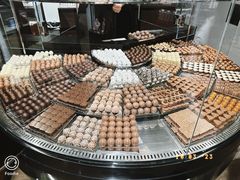 -Laderach 莱德拉(上海环贸iapm店)