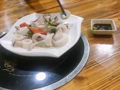 -大富蚝乌东哥饭店·石锅鱼杂·柠檬鸭(革新路店)