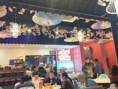 -老街烧烤大排档·地道湖北菜·龙虾馆(汉口火车站店)