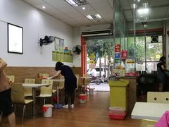 大堂-东平传统鸡饭(德信华城店)
