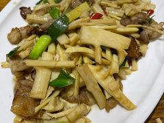 -下梅人家土菜馆(历史文化餐厅度假区店)