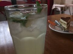 -雕刻时光咖啡馆(北航店)