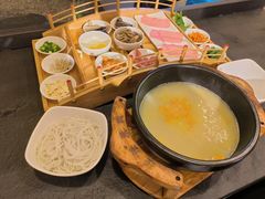 -勺子米线·云南传统小吃市集(四方街店)