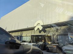-蔚来体验中心(北京亦庄店)