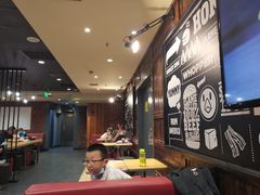 大堂-汉堡王(西直门凯德MALL店)