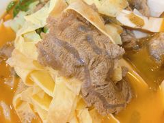 老酸菜牛腱子面-阿彬生炒牛肉面(解放路店)